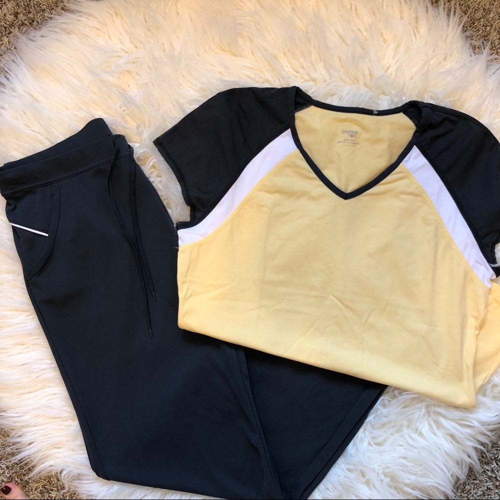 {Danskin} outfit XL top, M pants
